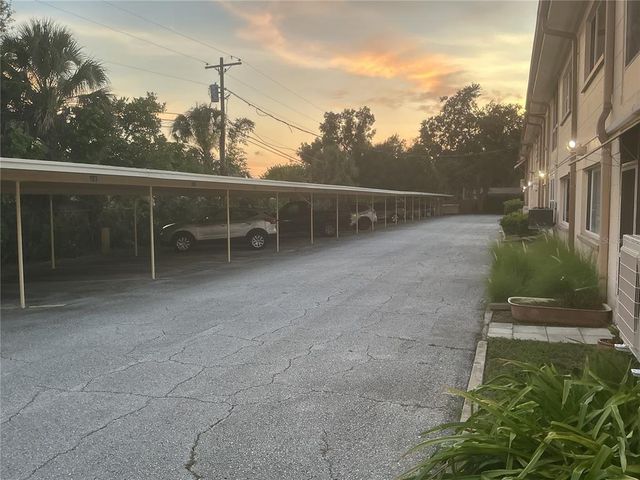 416 73RD AVENUE N 209, St Petersburg, FL 33702