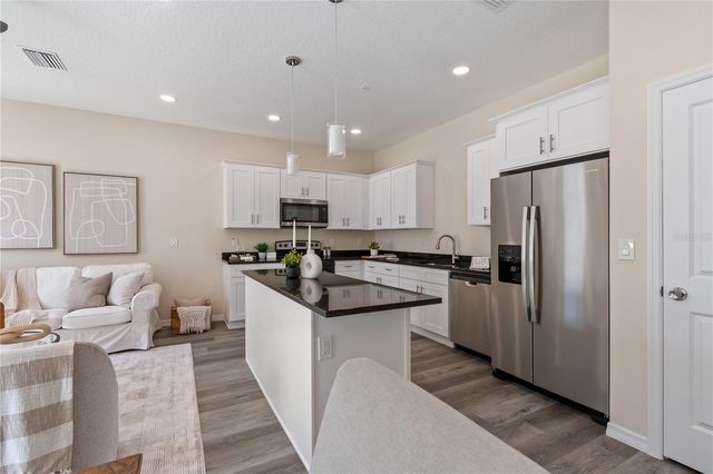 4346 CAMBIO GARDENS COURT, Tampa, FL 33610