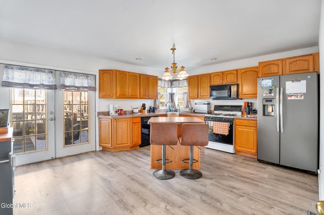 319 9th Street, Watervliet, NY 12189