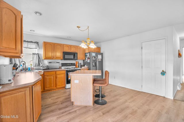 319 9th Street, Watervliet, NY 12189