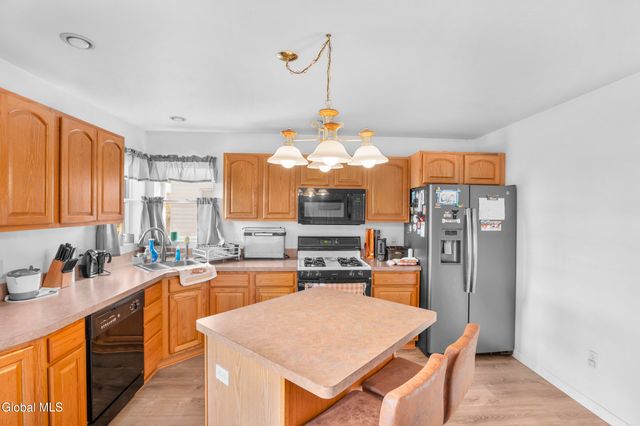 319 9th Street, Watervliet, NY 12189