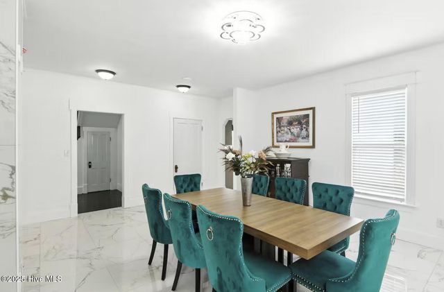 906 N Road Street, Elizabeth City, NC 27909