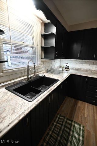 3325 Sunnybrooke Drive, Youngstown, OH 44511