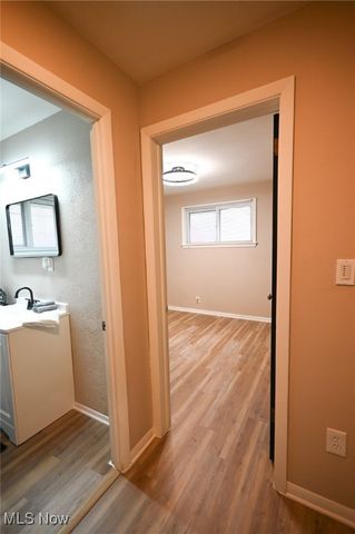 3325 Sunnybrooke Drive, Youngstown, OH 44511