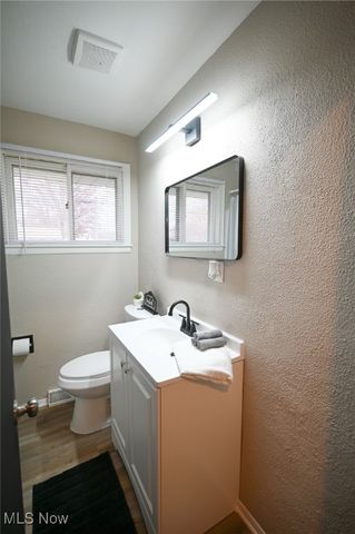 3325 Sunnybrooke Drive, Youngstown, OH 44511