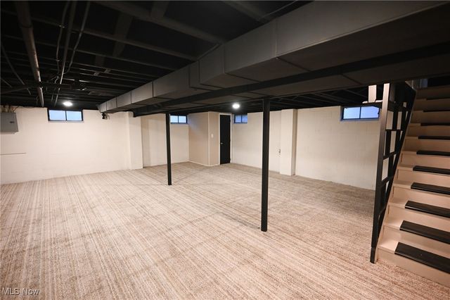 3325 Sunnybrooke Drive, Youngstown, OH 44511