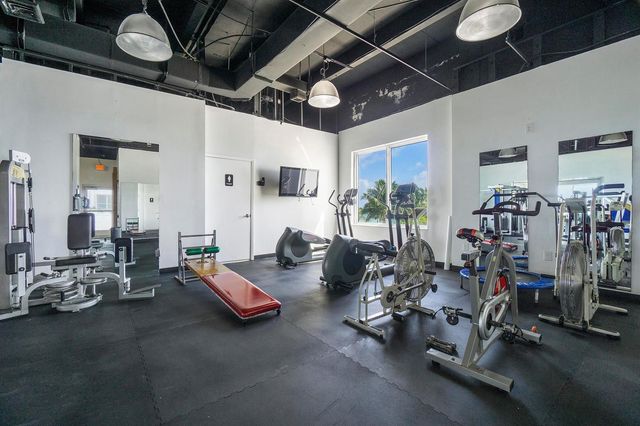 2751 S Ocean Drive 602s, Hollywood, FL 33019