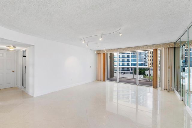 2751 S Ocean Drive 602s, Hollywood, FL 33019