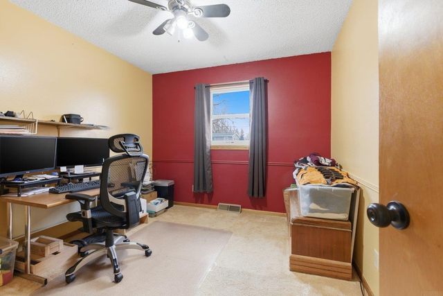 712 NE 13th Street, Independence, IA 50644