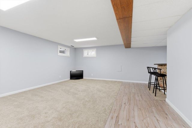 712 NE 13th Street, Independence, IA 50644