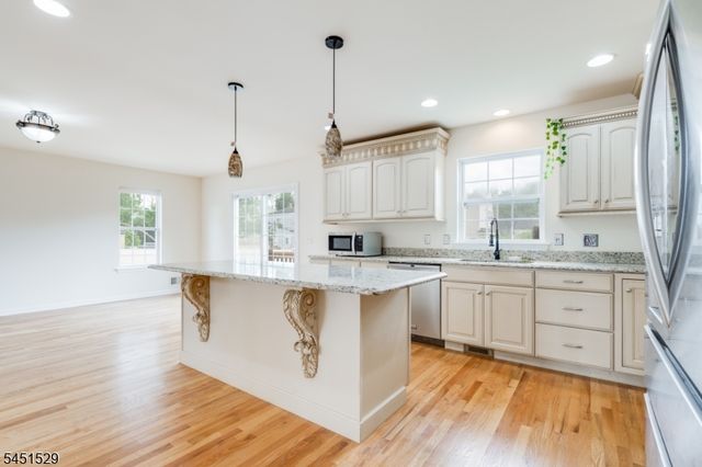 519 Fairview Ave, Middlesex Boro, NJ 08846