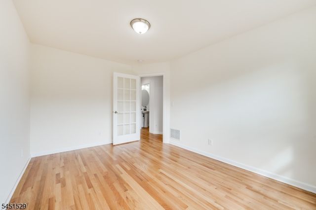 519 Fairview Ave, Middlesex Boro, NJ 08846