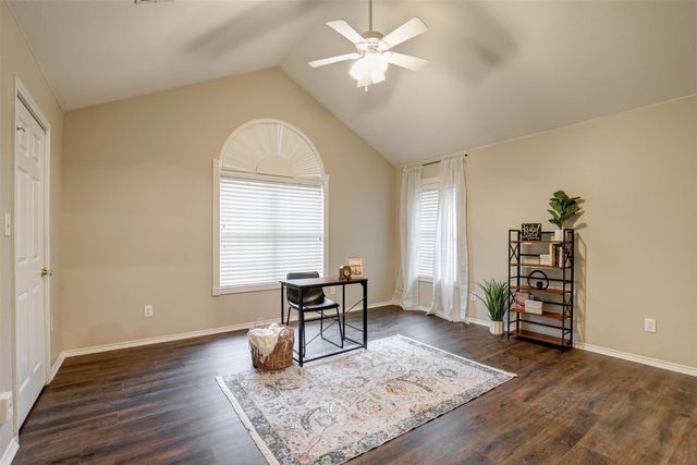6152 Haley Lane, Fort Worth, TX 76132