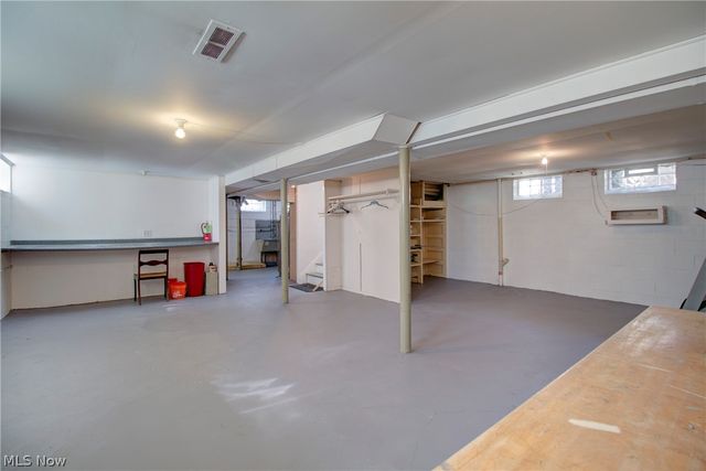 4388 W 155th Street, Cleveland, OH 44135