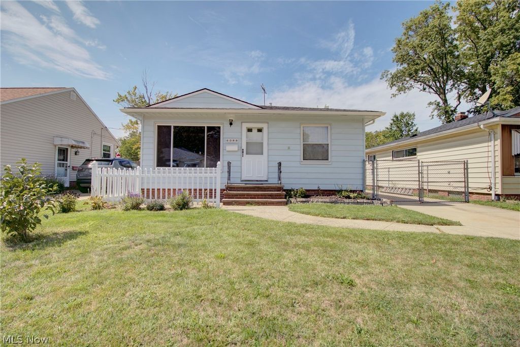 4388 W 155th Street, Cleveland, OH 44135