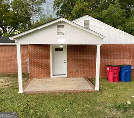 1597 CEDAR Avenue, Macon, GA 31204