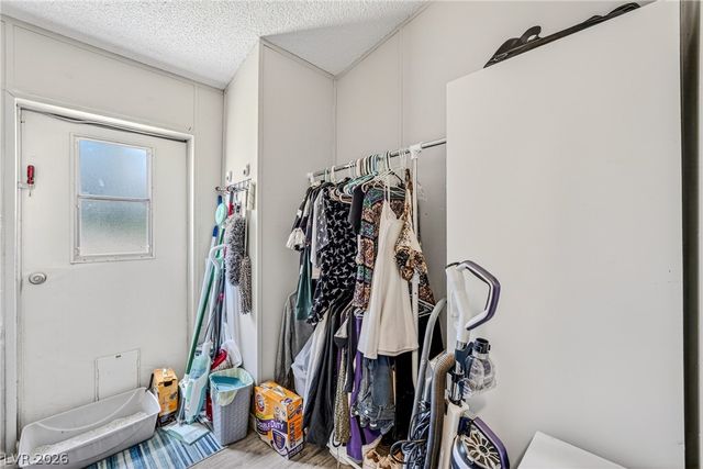 551 Fehrs Way, Pahrump, NV 89060