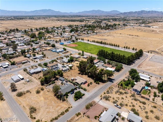 551 Fehrs Way, Pahrump, NV 89060