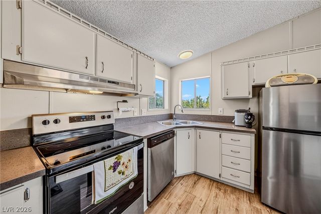 551 Fehrs Way, Pahrump, NV 89060