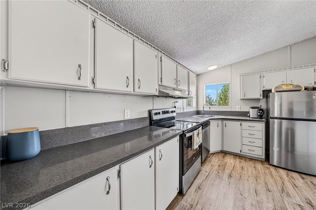 551 Fehrs Way, Pahrump, NV 89060