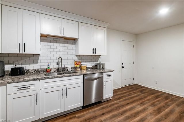 2004 Harris ST, Franklin, VA 23851