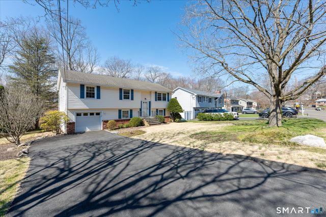 37 Elaine Drive, Stamford, CT 06902