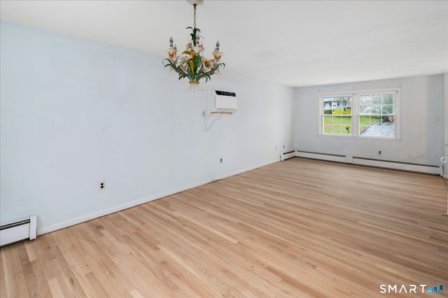 37 Elaine Drive, Stamford, CT 06902