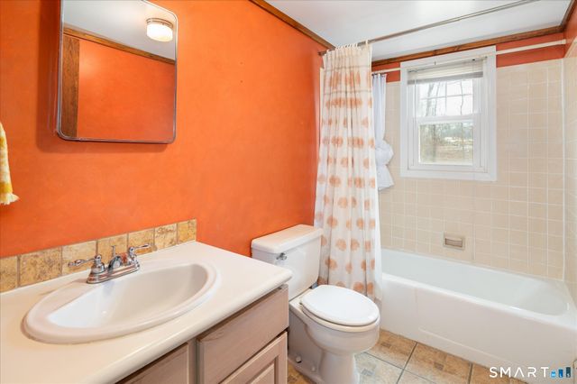 37 Elaine Drive, Stamford, CT 06902