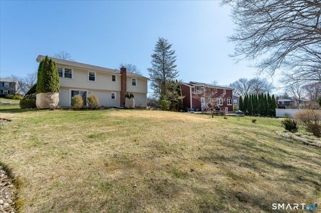37 Elaine Drive, Stamford, CT 06902