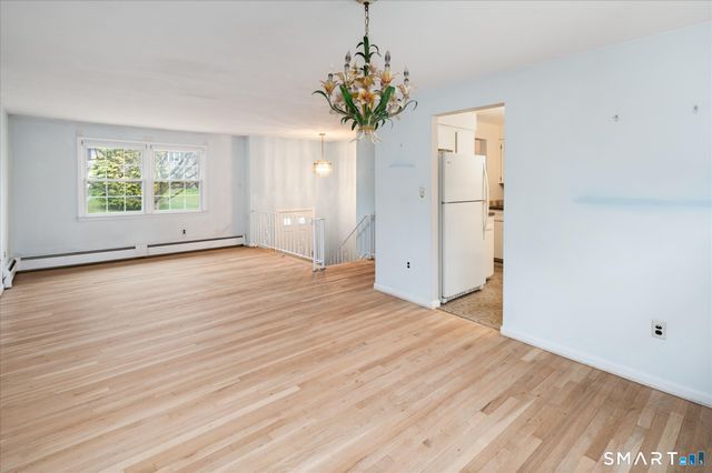 37 Elaine Drive, Stamford, CT 06902