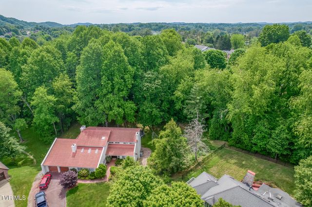 30 Kilmainhom Circle, Bristol, TN 37620
