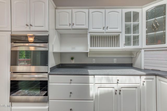30 Kilmainhom Circle, Bristol, TN 37620