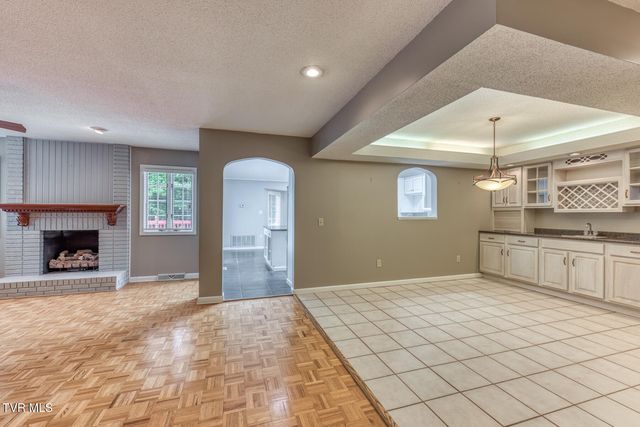 30 Kilmainhom Circle, Bristol, TN 37620
