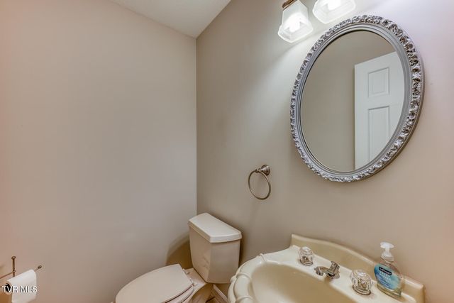 30 Kilmainhom Circle, Bristol, TN 37620