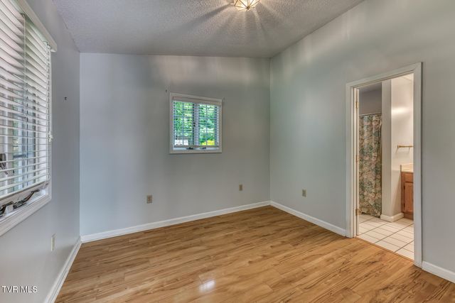 30 Kilmainhom Circle, Bristol, TN 37620