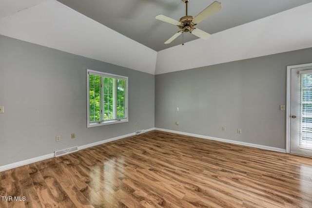30 Kilmainhom Circle, Bristol, TN 37620
