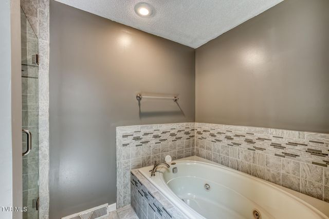 30 Kilmainhom Circle, Bristol, TN 37620