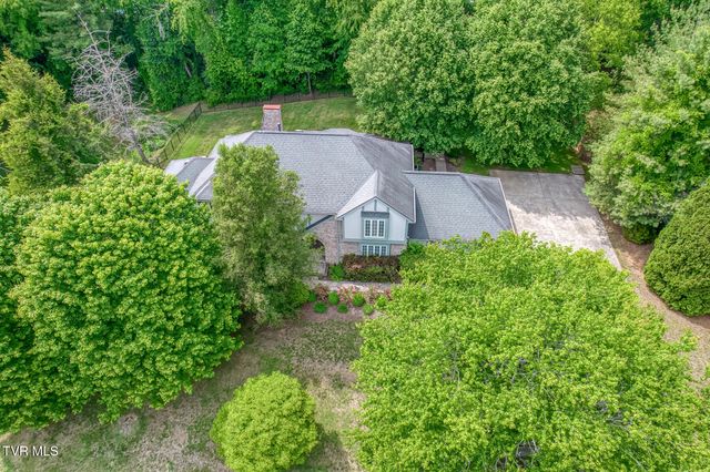 30 Kilmainhom Circle, Bristol, TN 37620