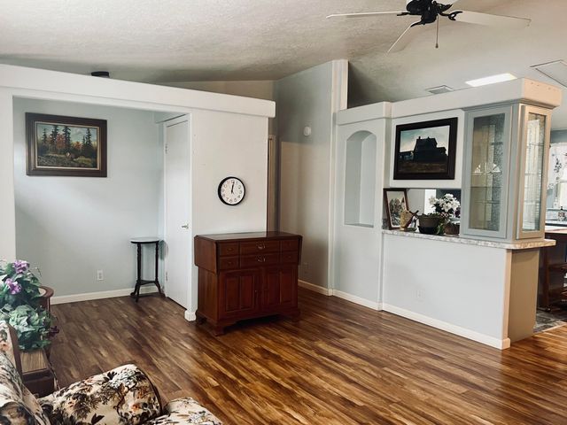 633 E Archwood Drive UNIT 46, Eagle Point, OR 97524