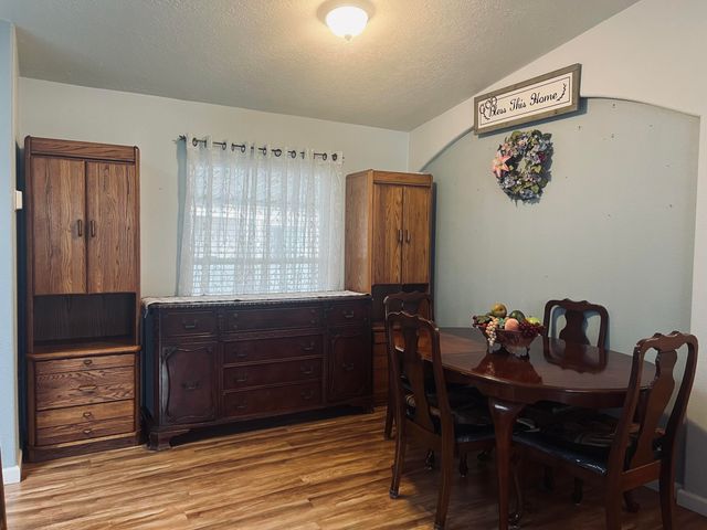 633 E Archwood Drive UNIT 46, Eagle Point, OR 97524