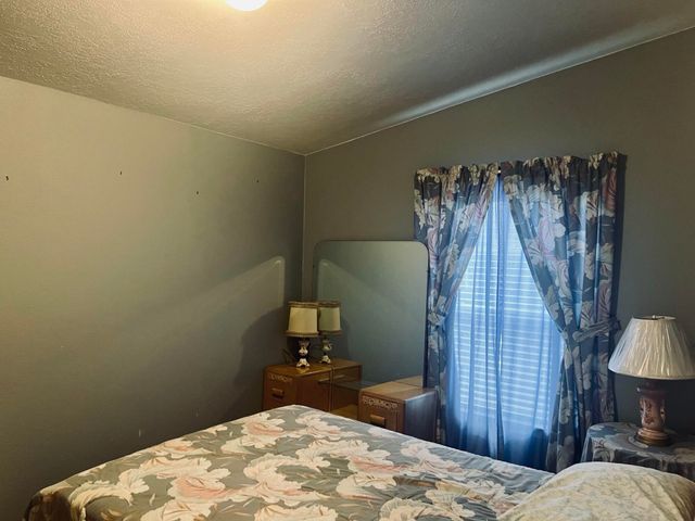 633 E Archwood Drive UNIT 46, Eagle Point, OR 97524