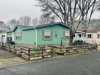 633 E Archwood Drive UNIT 46, Eagle Point, OR 97524