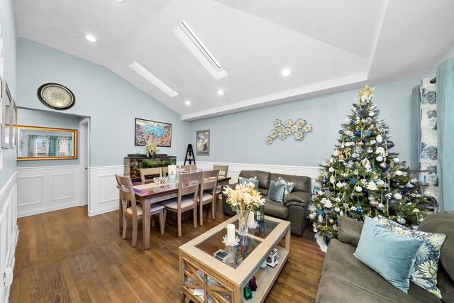 4512 S Laporte Avenue, Chicago, IL 60638