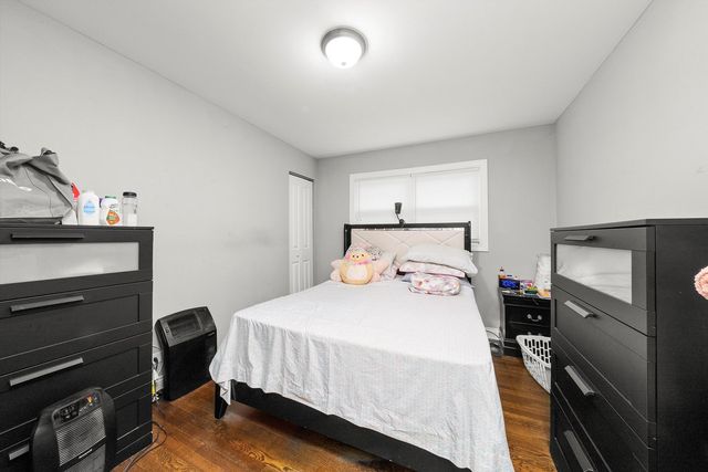 4512 S Laporte Avenue, Chicago, IL 60638