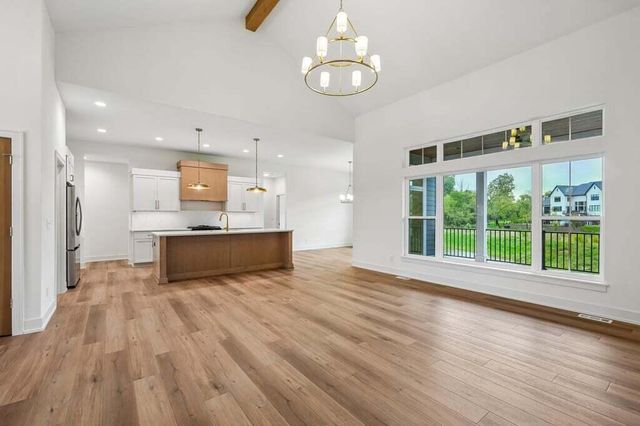 N51W18847 Quietwood DRIVE, Menomonee Falls, WI 53051