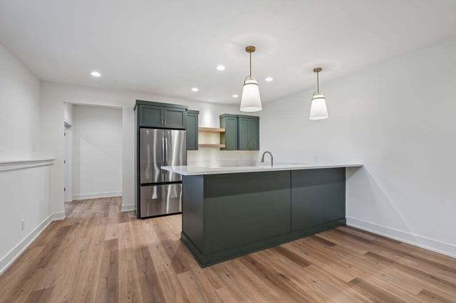 N51W18847 Quietwood DRIVE, Menomonee Falls, WI 53051