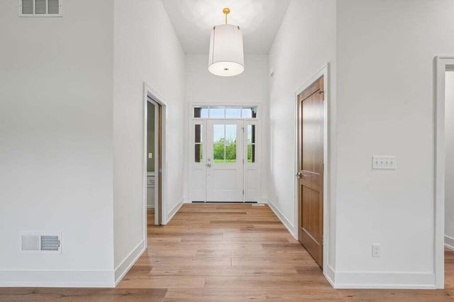 N51W18847 Quietwood DRIVE, Menomonee Falls, WI 53051