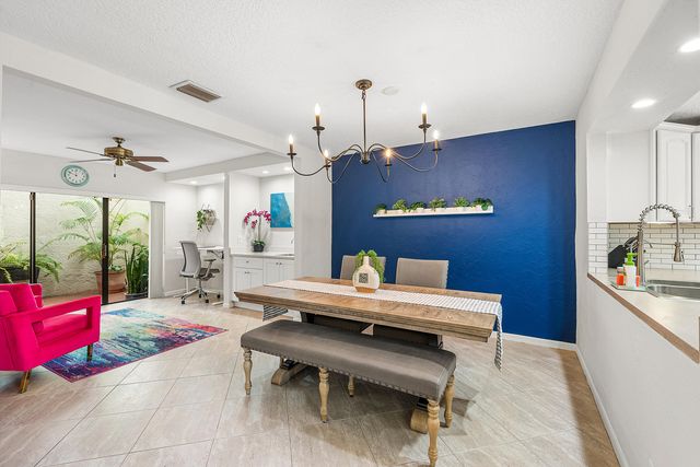 6595 Parkview Drive D, Boca Raton, FL 33433