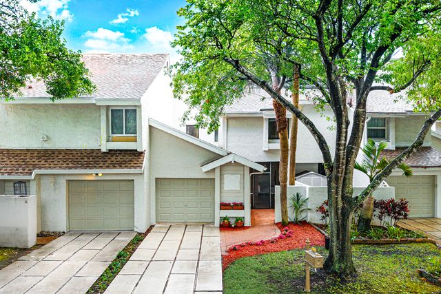 6595 Parkview Drive D, Boca Raton, FL 33433