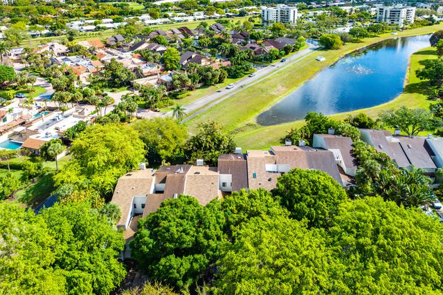 6595 Parkview Drive D, Boca Raton, FL 33433